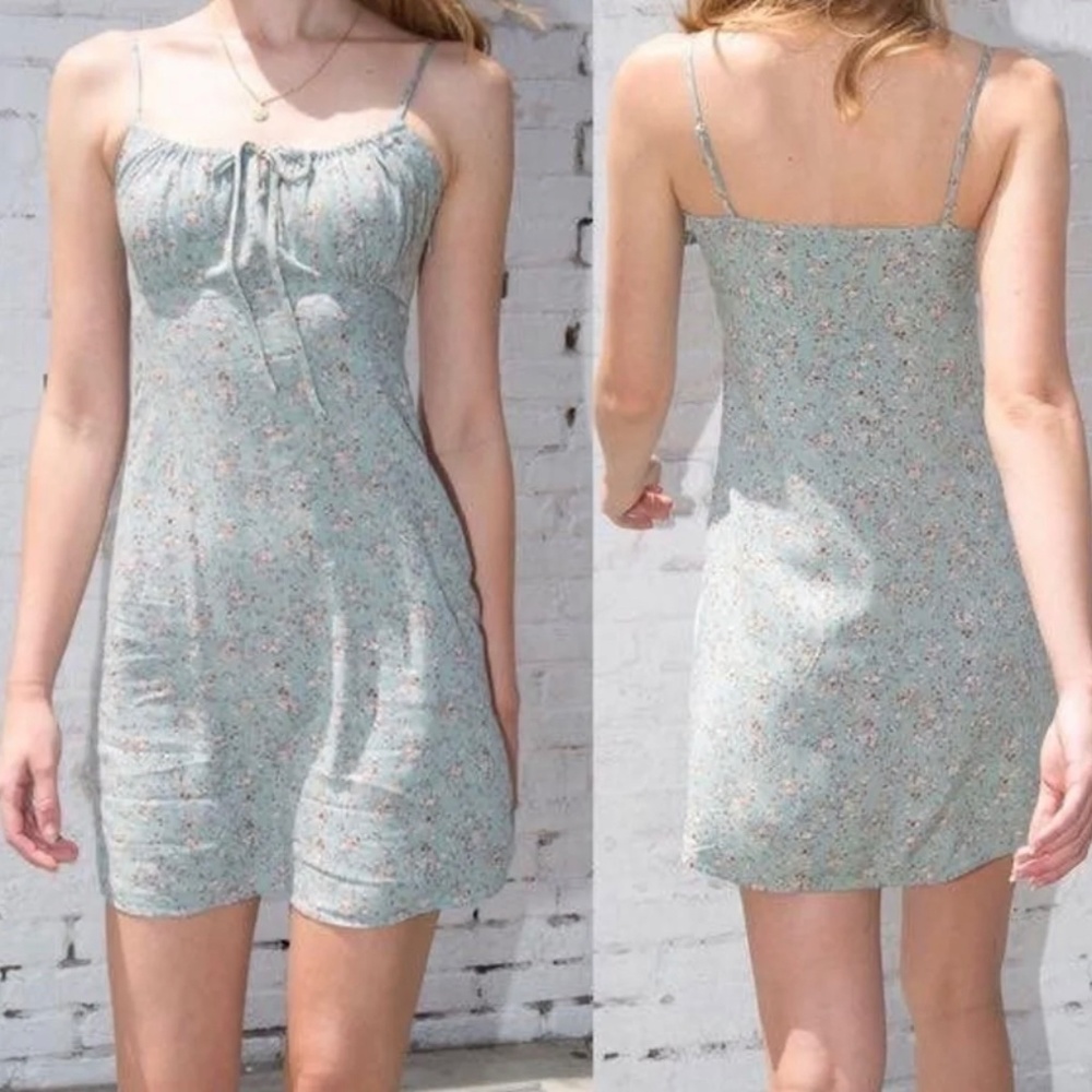 Brandy Melville Robin Jennifer Dress
